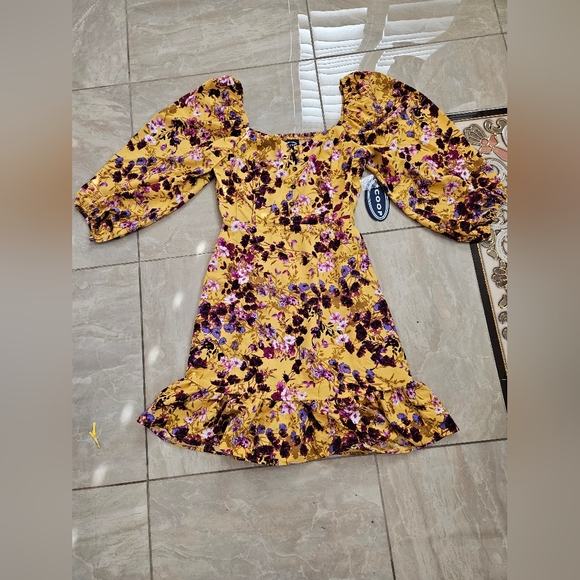 Scoop NYC Dresses & Skirts - Scoop floral dress size xsmall